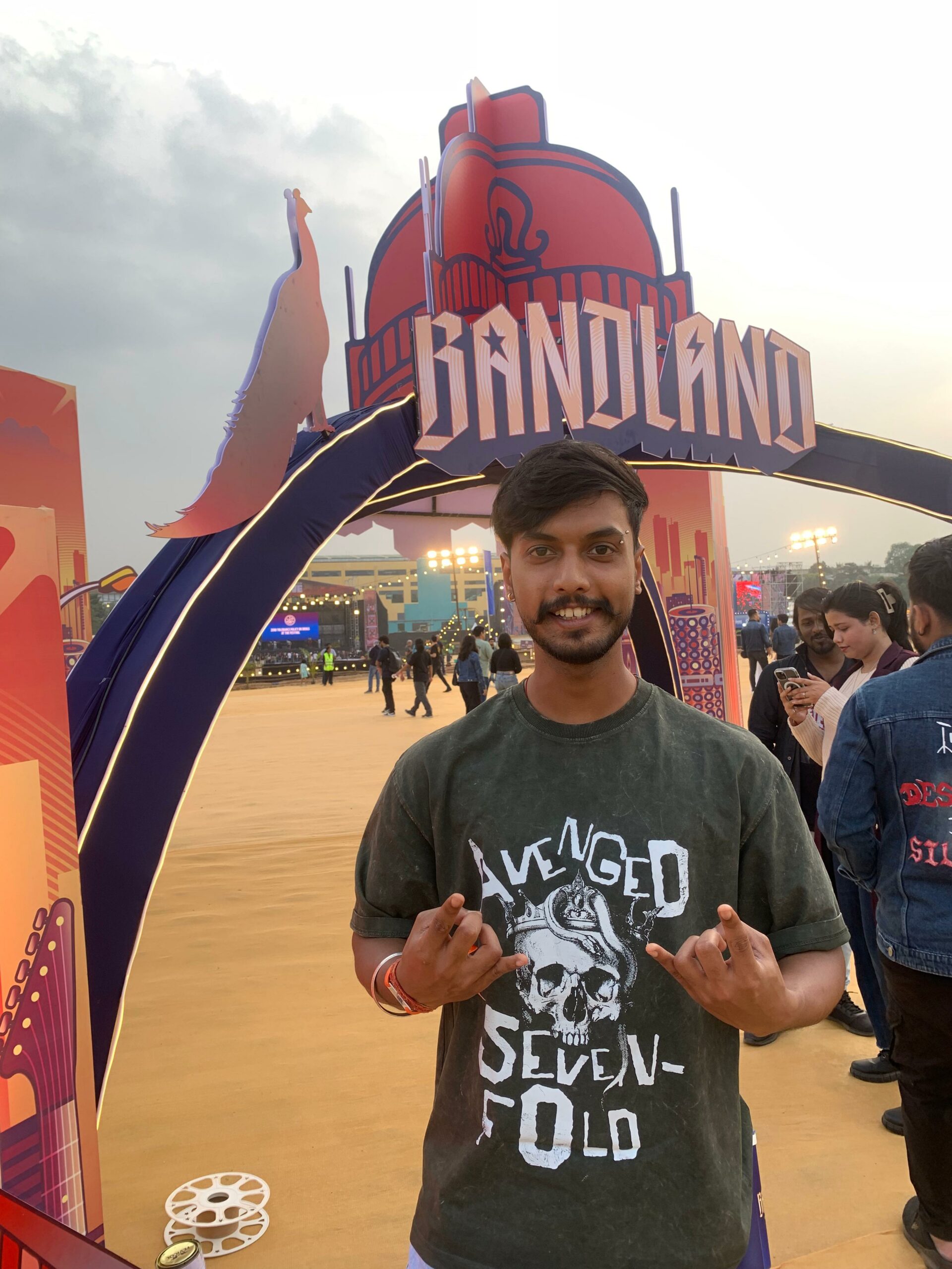 Click to view full screen avenged sevenfold acid wash oversized t shit (both sides)