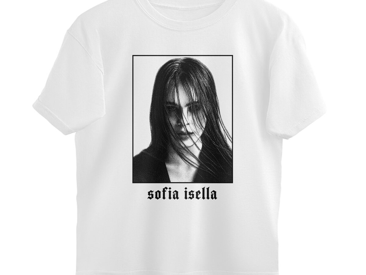 Sofia Isella Oversized T-shirt - Wittee - Aesthetic, Dark, Sofia